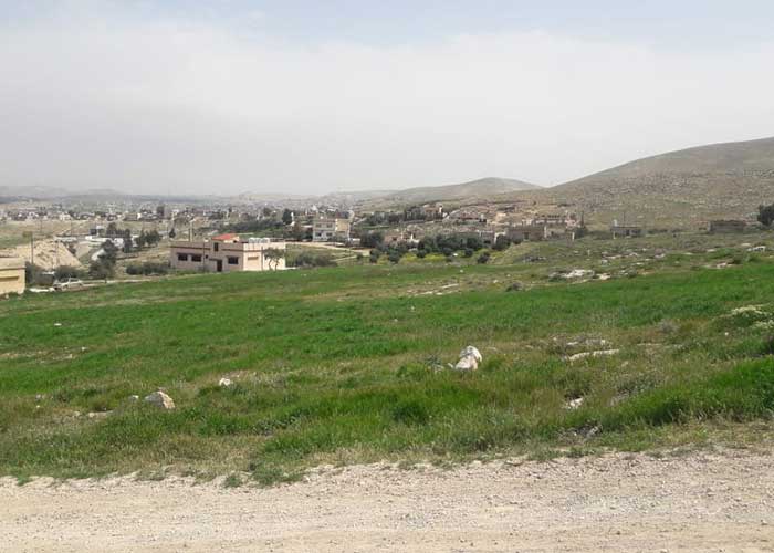 12 دونم للبيع في بيرين وادي الخله ثاني قطعه على اوتوستراد الزرقاء