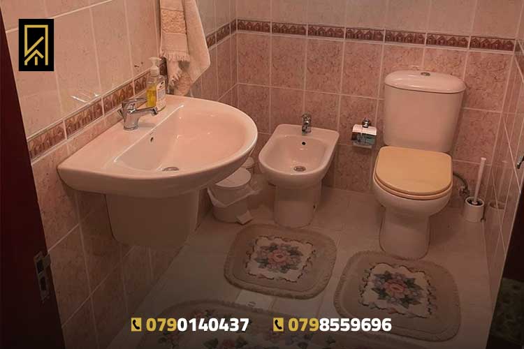 بيت مستقل للبيع في ياجوز على شارعين قرب ديوان عائلة أبو سويلم 