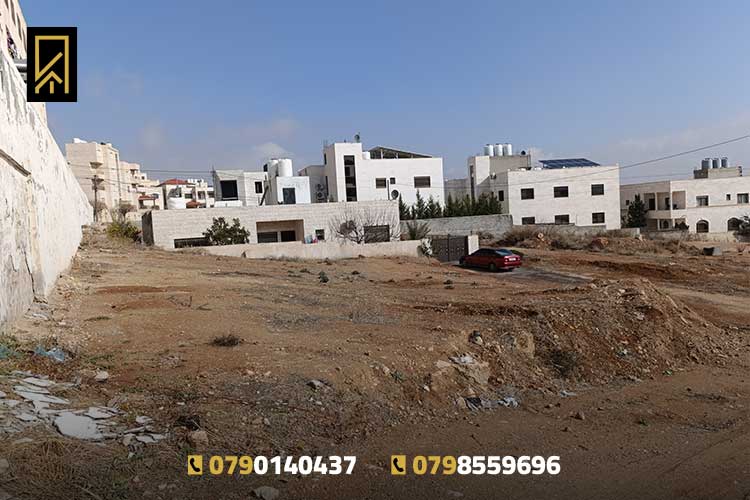 ارض مساحتها 500 م للبيع في ابونصير موقع مميز 
