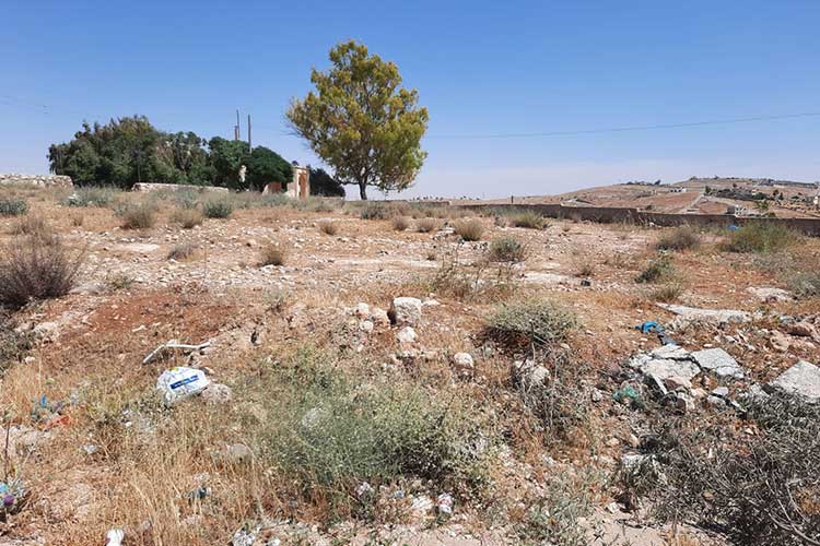 قطعتي أرض ( 332 م - 336 م)  للبيع في رجم الشوف 