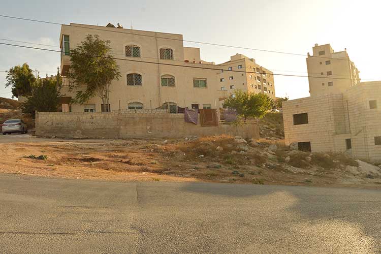 ارض 500 م للبيع في ابونصير مطلة ومستوية