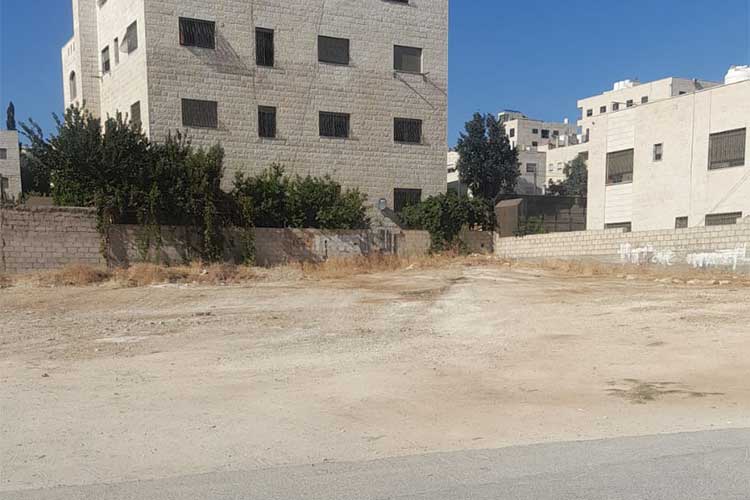 أرض 713 م للبيع  في شفابدران تلعة نمر بالقرب من امانة عمان 